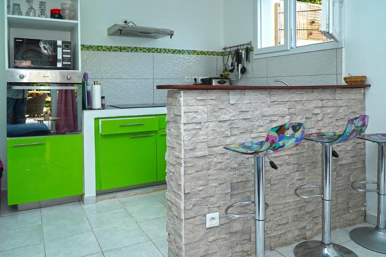 Residence Flores De Maria Le Marin Bagian luar foto
